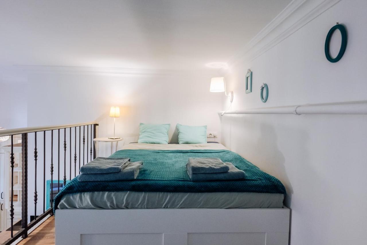 Ombre Apartment With Parking Option 布达佩斯 外观 照片
